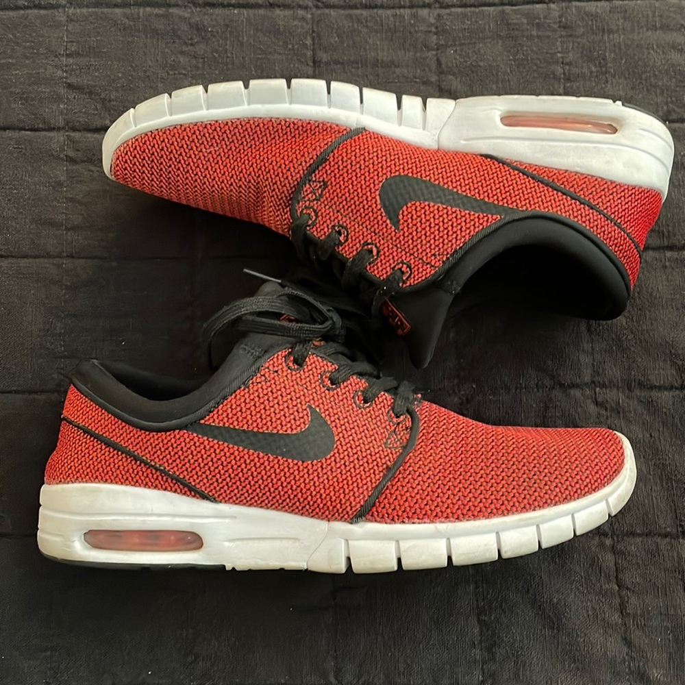 Nike shoes